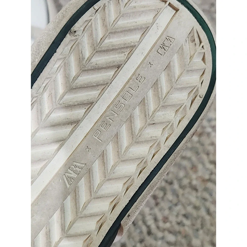 White & green Zara flat sneakers EU 39 | US 8.5‎